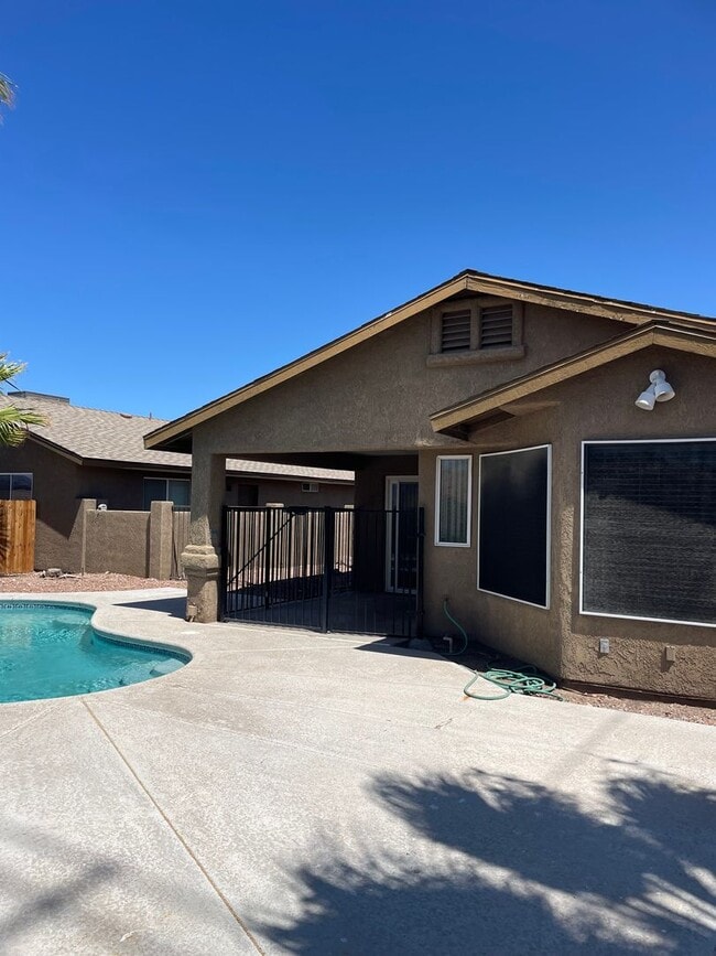 Photo - 1171 Regency Dr