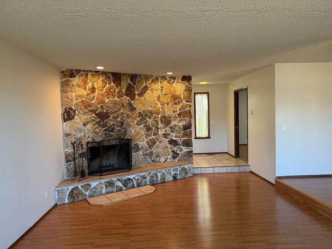 Photo - 1422 Lawnridge Ave