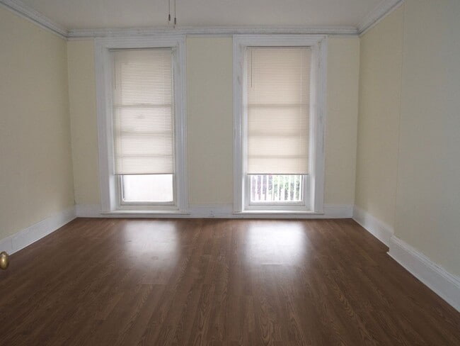 Photo - 1020 Ferry St Unit 1