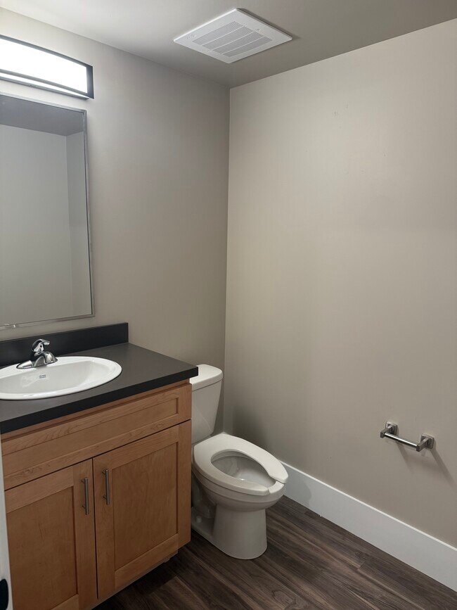 Photo - Tandem Ventures Unit 303