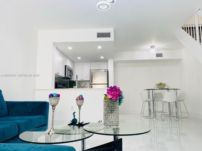 8615 NW 5th Terrace