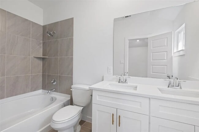 Photo - 1127 Santee Ct