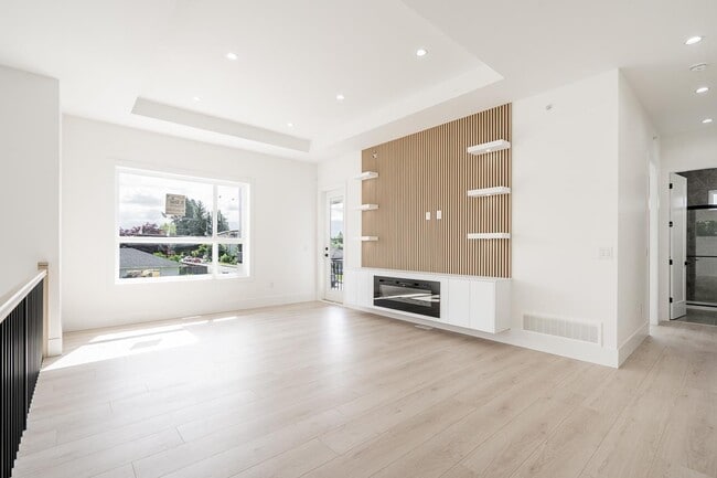 UPPER B 45945 LEWIS AVENUE,Chilliwack Proper West
