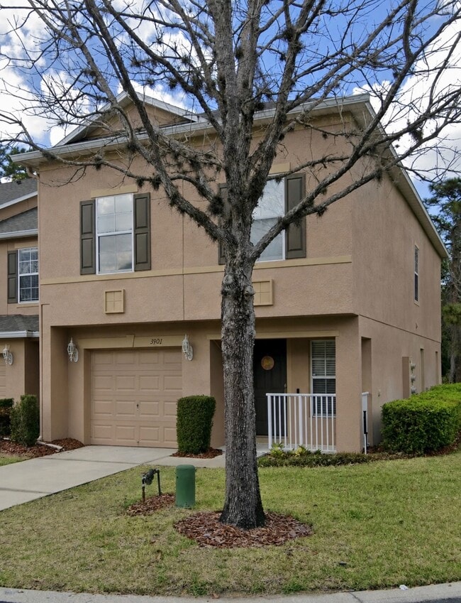 Building Photo - 3901 Silverbell Loop