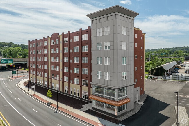 Building Photo - Trolley Pointe Rental