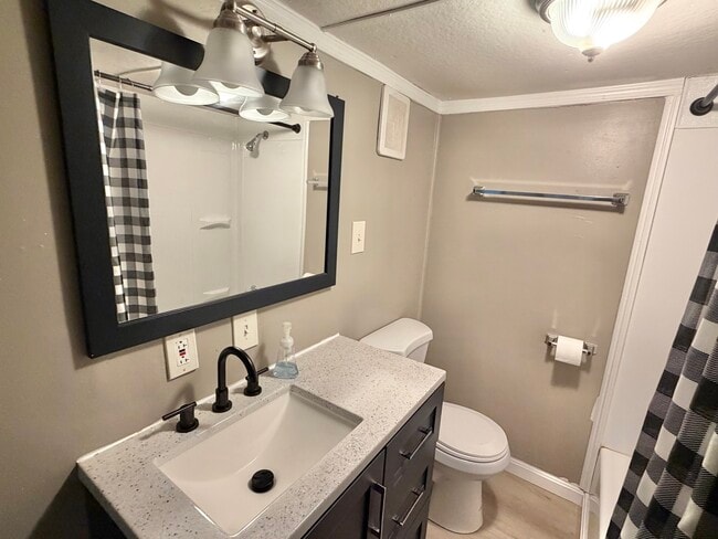 Photo - 2570 Sanger Ln Unit C