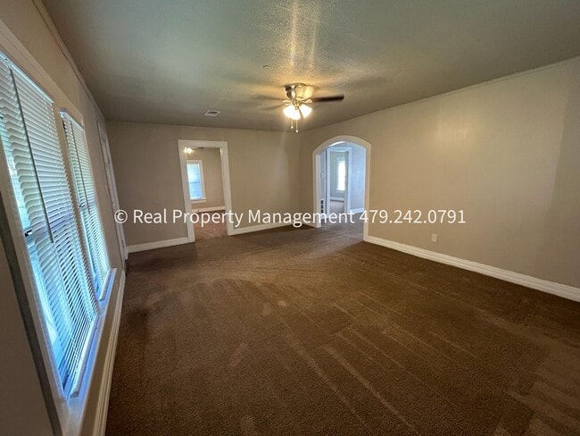 Photo - 2705 Jenny Lind Rd