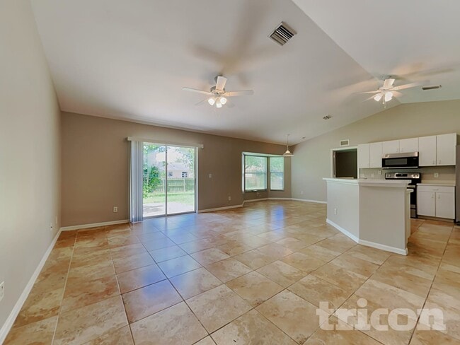 Photo - 18291 Troon Ave