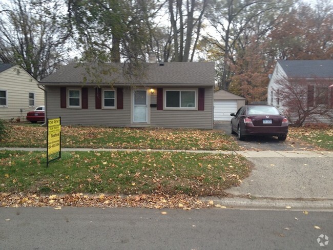 Building Photo - 589 Dubie Ave Rental