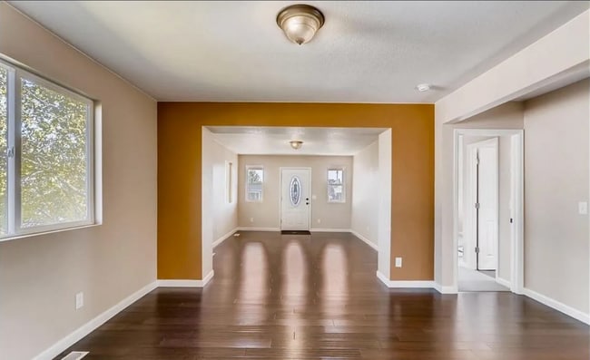 Photo - 609 Tennyson St