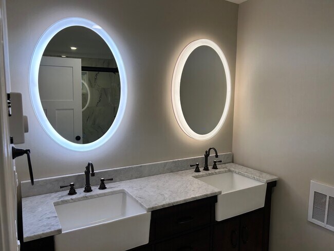 Photo - 393 Pleasant Valley Rd Unidad 393A Pleasant Valley