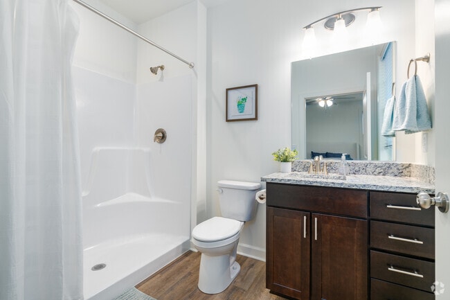 3BR, 2BA - 1,372SF - Primary Bathroom