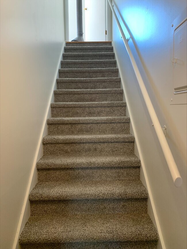 Photo - 1609 E Alder St Unit B