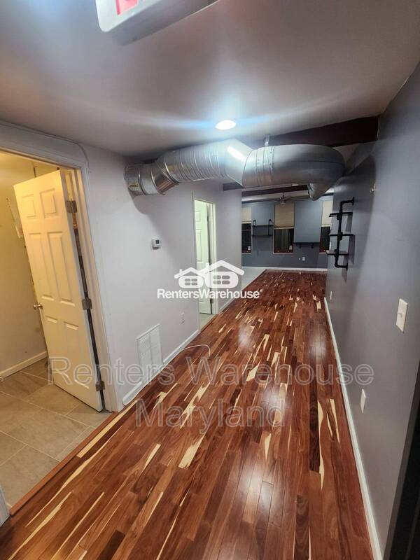 Photo - 1421 W Baltimore St Unit Apt C