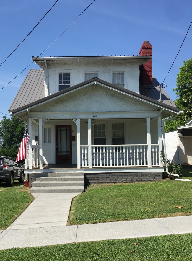 Photo - 923 E Hillcrest Dr Unit 2