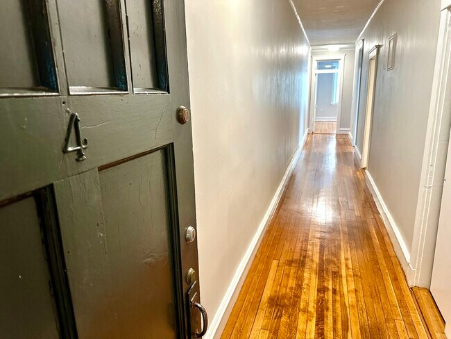 Photo - 330 St Paul St Unidad 4