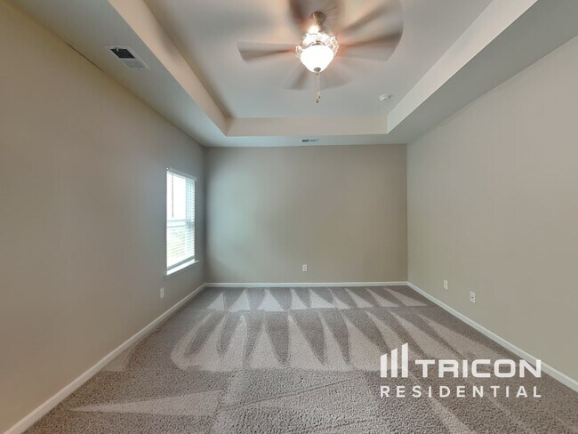 Photo - 194 Malbone St SW