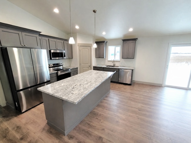 Photo - BEAUTIFUL 4 BED 3 BATH HOME IN REXBURG WITH CONNECTED OFFICE & SEPARATE ENTRANCE