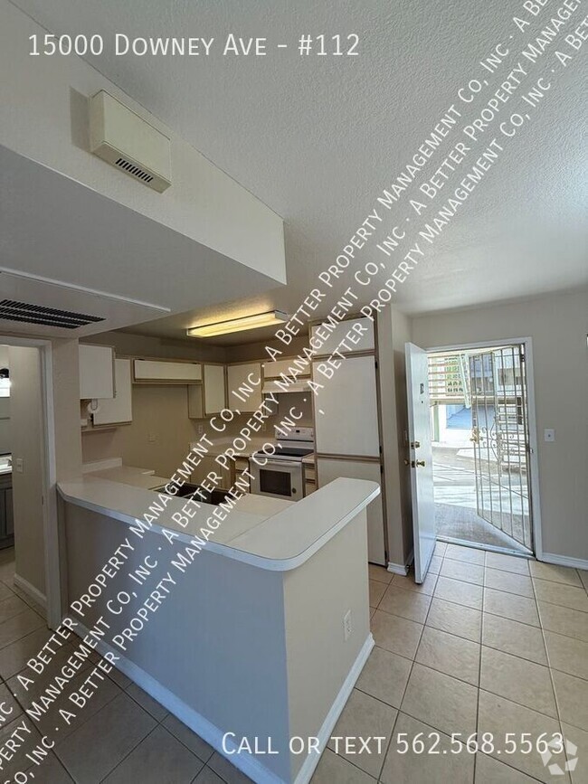 Building Photo - Front Gated 1 Bedroom Condo with AC, Dishw... Unit #112