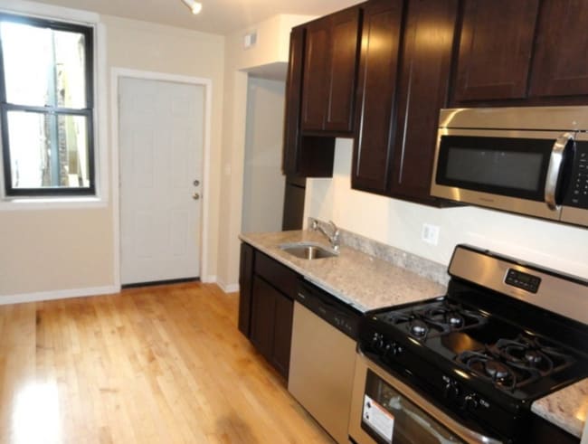 Photo - 2807 W Lawrence Ave Apartments Unit A2N