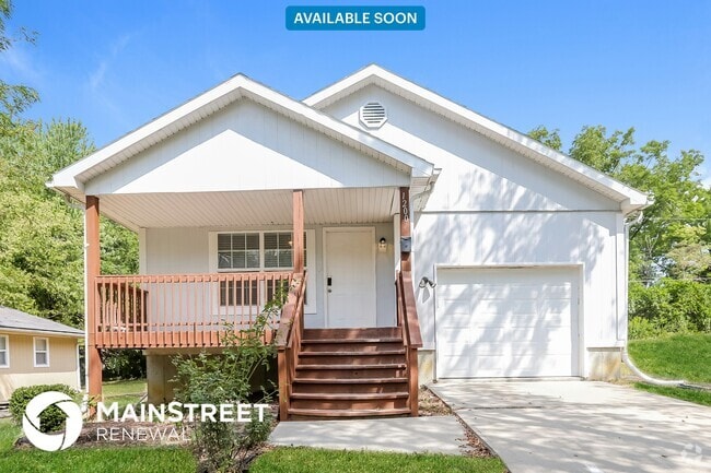 Building Photo - 1200 E 84th Terrace Rental