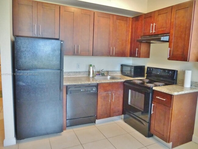 Photo - 843 SW 13th Ave Unit 201