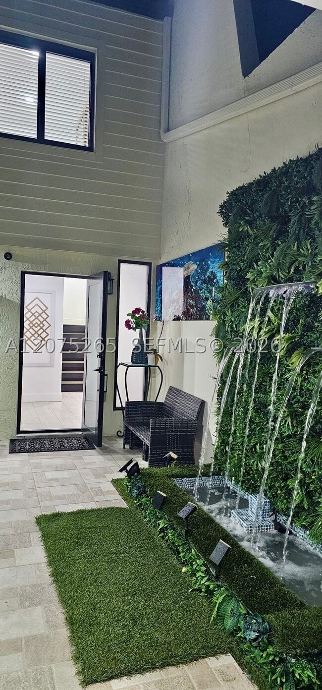 Photo - 7811 SW 102nd Pl Unit B