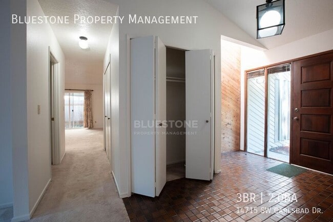 Photo - 14715 SW Carlsbad Dr