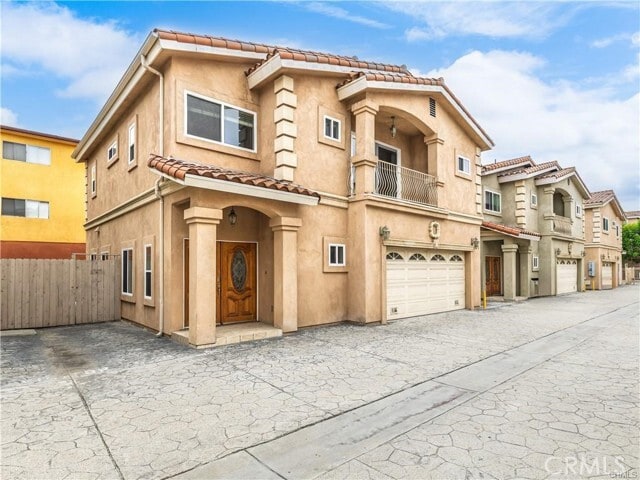 Photo - 14026 Lemoli Ave