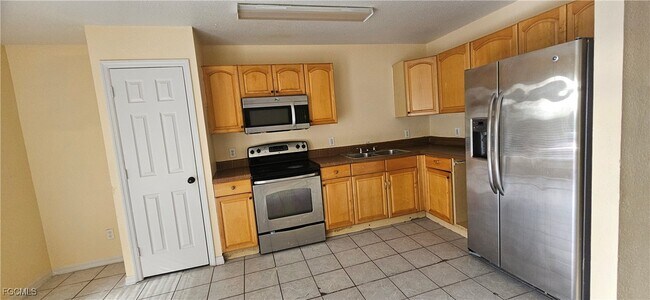 Photo - 203 Ichabod Ave