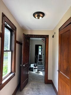 Photo - 543 Ames St