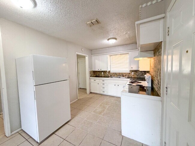 Photo - 5414 25th St