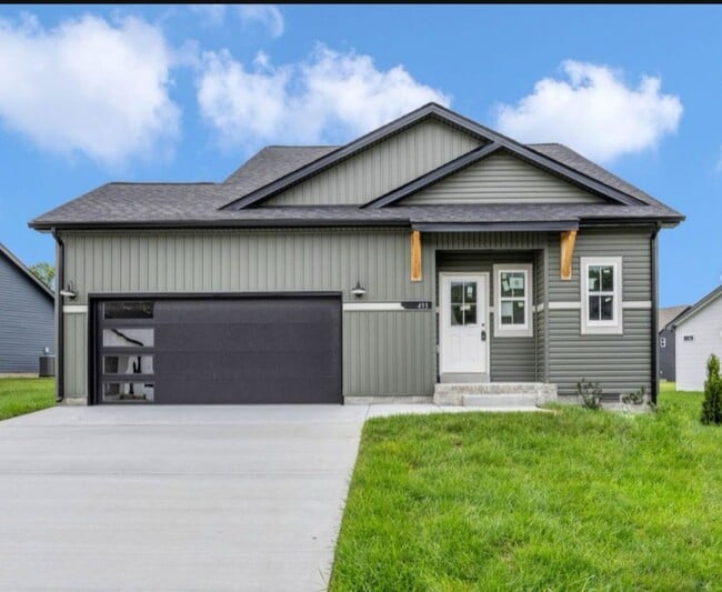Building Photo - Brand new home in Cherry Acres