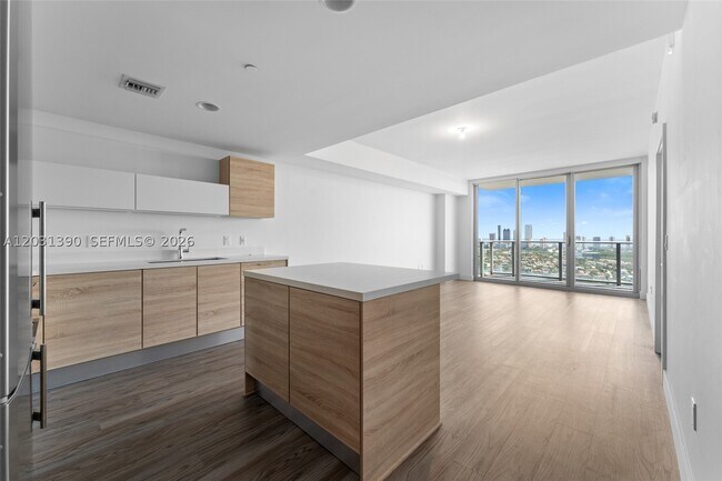 Photo - 16385 Biscayne Blvd Unit 3120