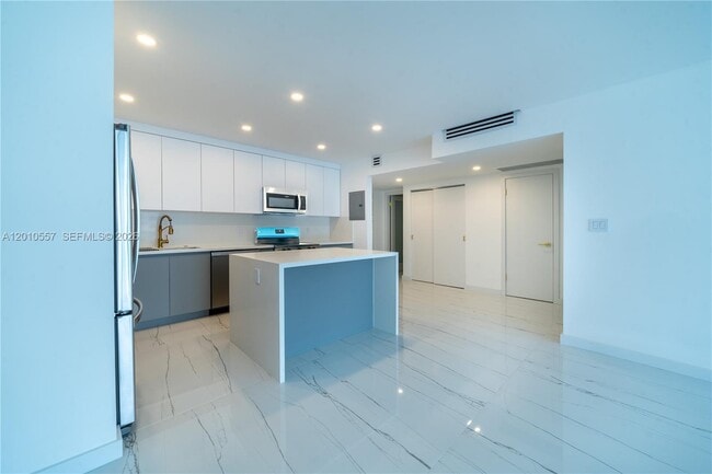 Photo - 19380 Collins Ave Unit 1105