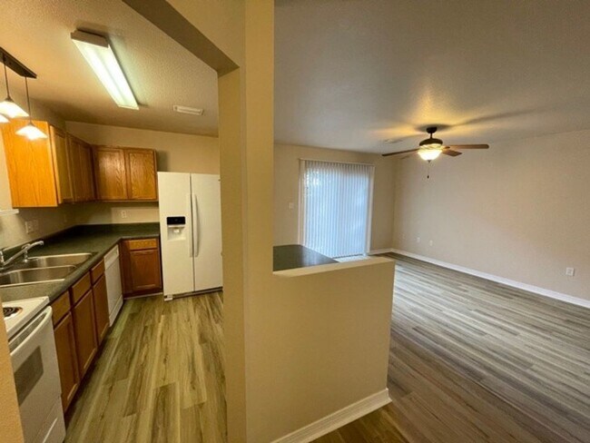Photo - Nice 2 Bedroom/2.5 Bath/1 Car Garage End Unit Townhome For Rent!