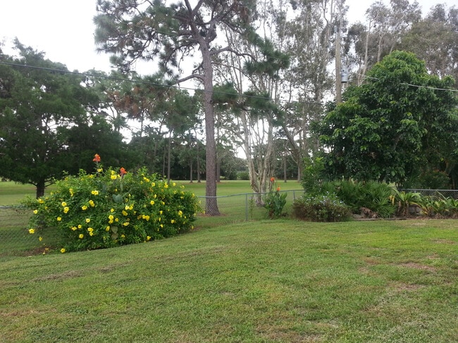 Building Photo - 187 Golf Club Lane Unit 2