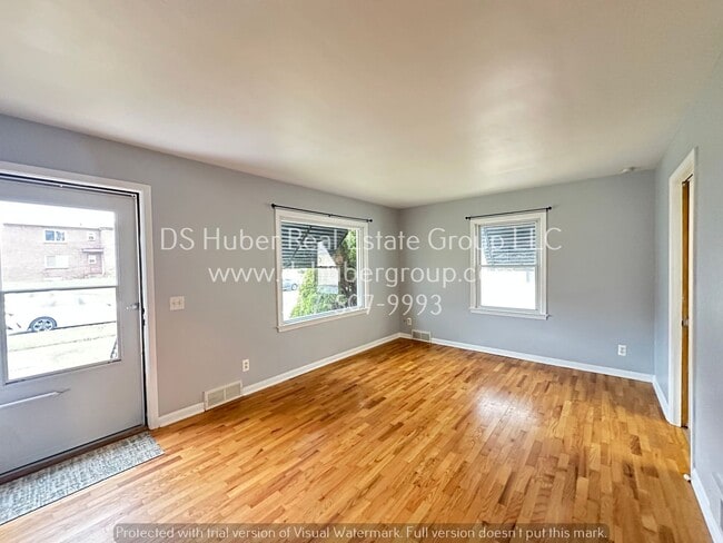 Photo - 2315 Marguerite Ave