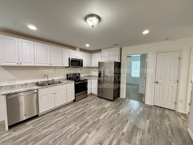 Photo - 2220 Flesher Ave