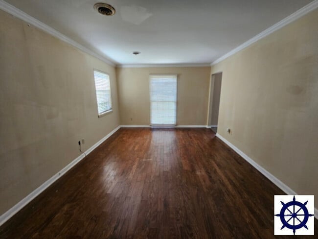 Photo - 1923 Tyndall Dr