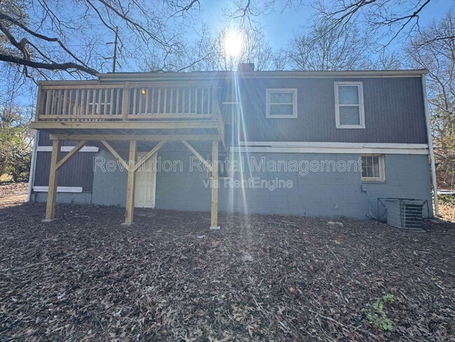 Photo - 2648 Joyce Ave