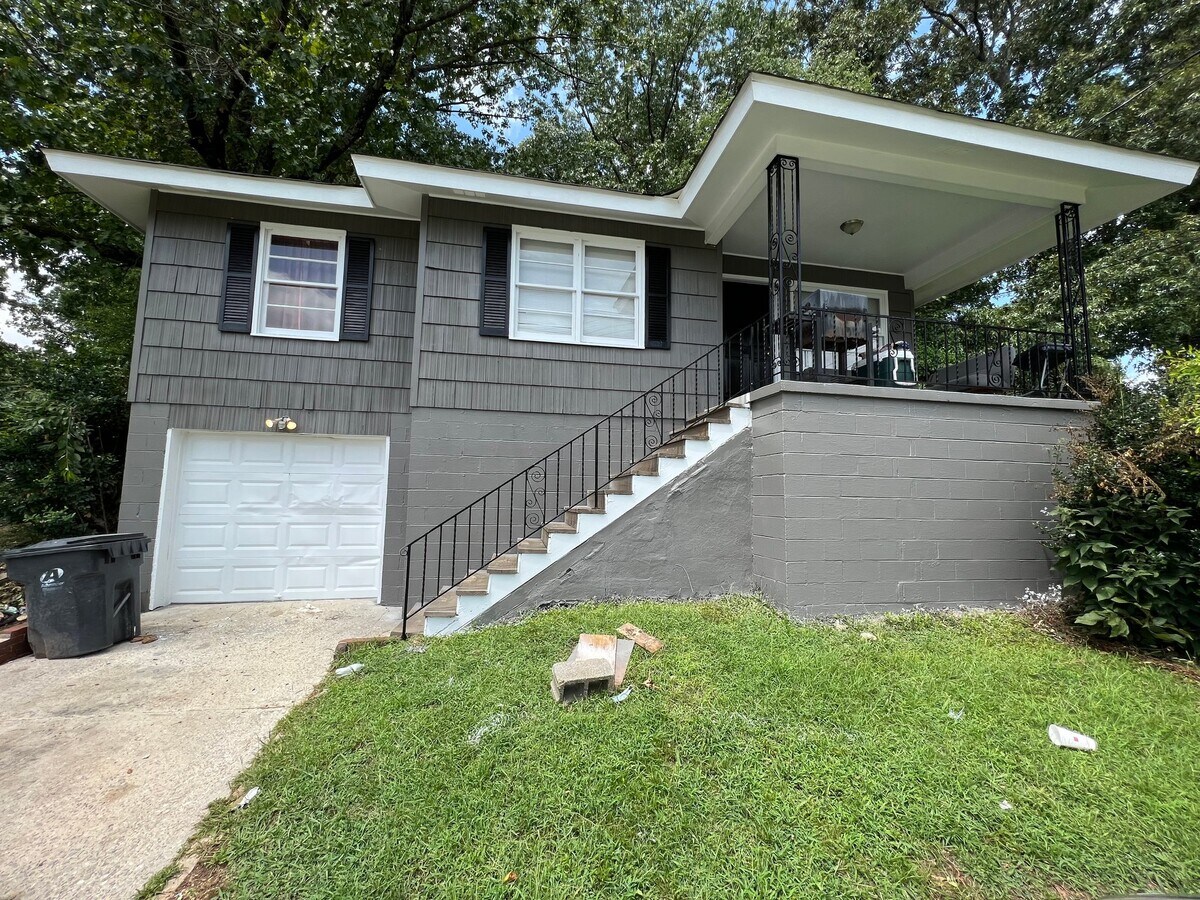 Photo - 1602 1st St NW