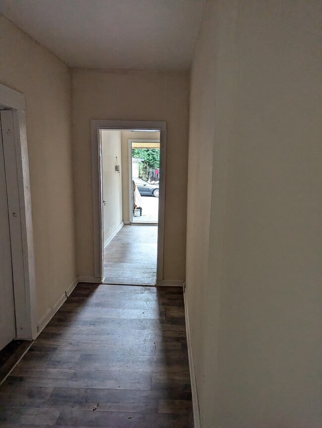 Photo - 1031 Fort Hill St