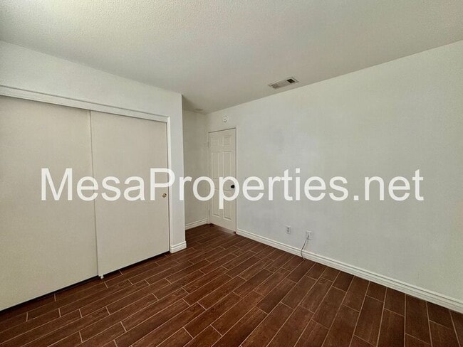 Photo - 16486 Salinas St