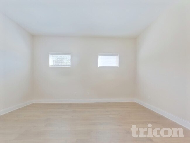 Photo - 446 Cantrell Dr