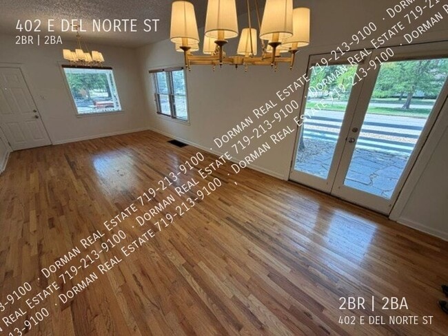Photo - 402 E Del Norte St