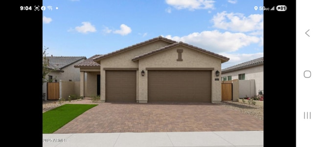 Building Photo - 19321 W Luke Ave