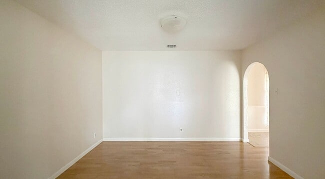 Photo - 3/2 in Northern Hills!!!