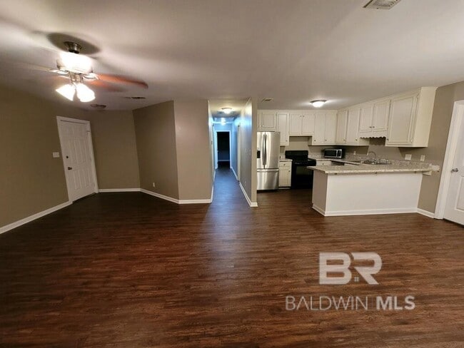 Photo - 105 Lively Cir