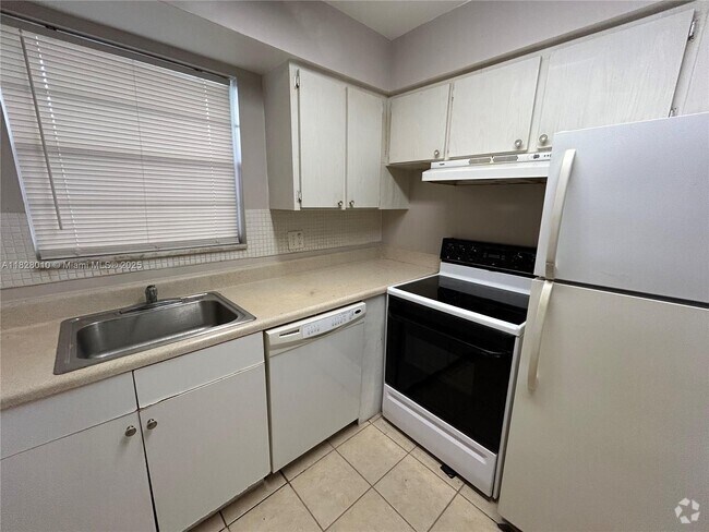 Building Photo - 6505 Winfield Blvd Unit B-18 Rental